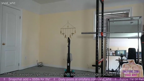 vivid_whit  29-04-2022